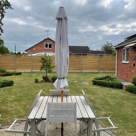 Villa The Hideaway Stratford-upon-Avon Esterno foto